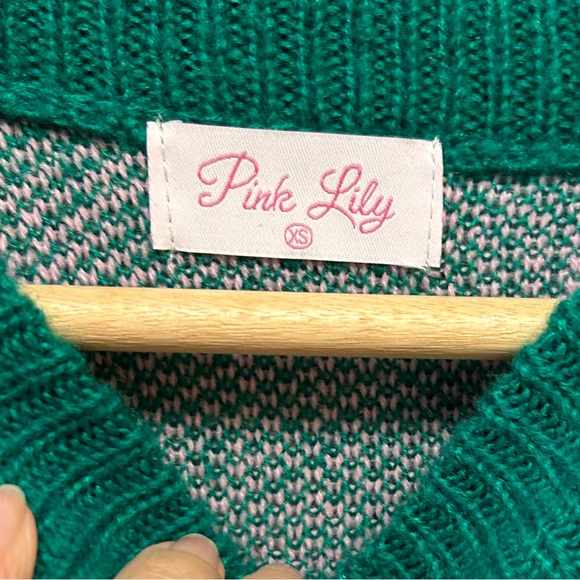 Pink Lily sweater - Picture 6 of 6